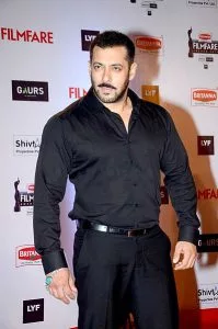 Salman Khan Lifestyle, Family, House, Cars, Net Worth And Biography 2021